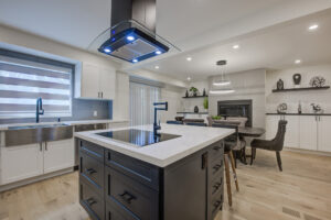 kitchen renovation trends Ontario — warm wood cabinetry and island